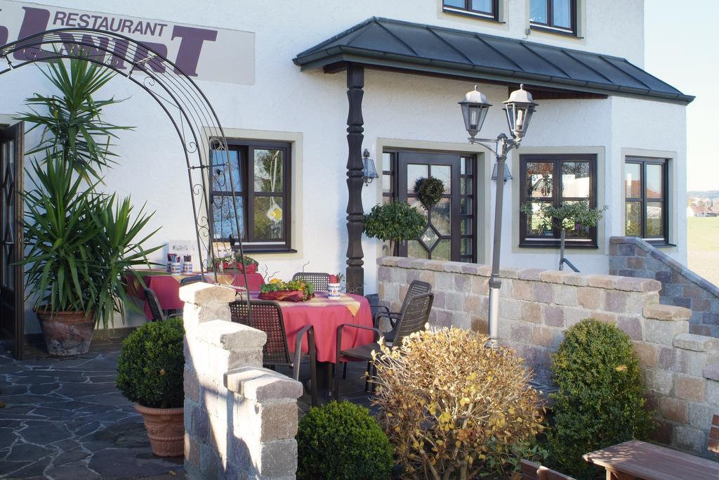 - Restaurant Eberlwirt Hotel Bruckberg